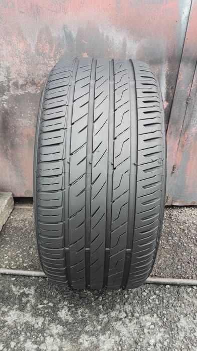 1брой лятна гума 245/40/17 Viking
6.8mm
dot23