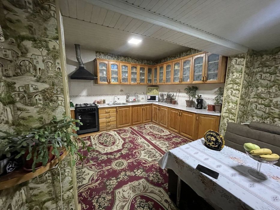 Продаётся участка рядом метро Шахристанский (Ест бартер)