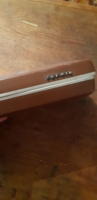 Бритвы Харковь и Бердск по 2500