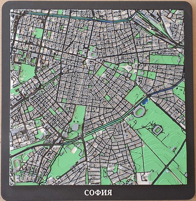 3D София на Длан: Декоративен макет на Столицата