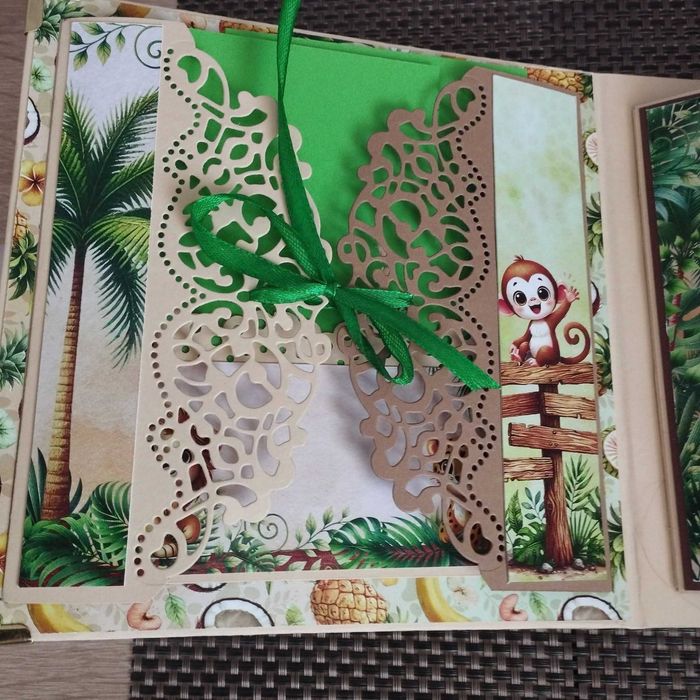 Детски албум за снимки и спомени