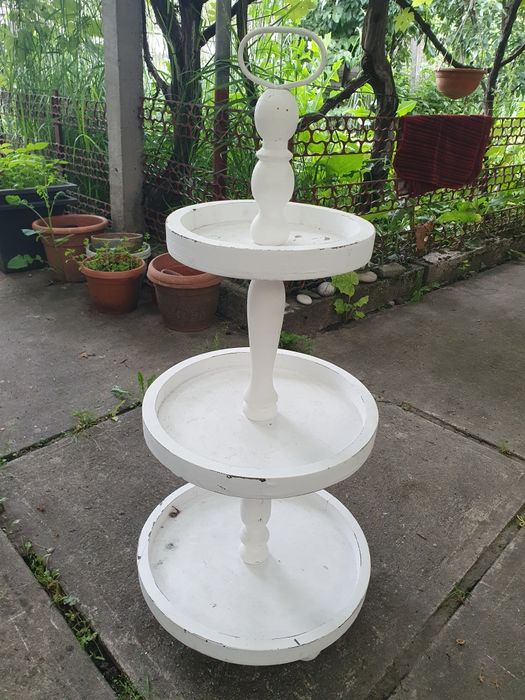 Etajera din lemn înălțime ca.100 cm