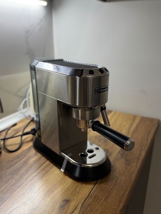 Кофемолка delonghi срочно продается