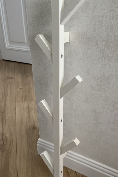Настенная вешалка IKEA