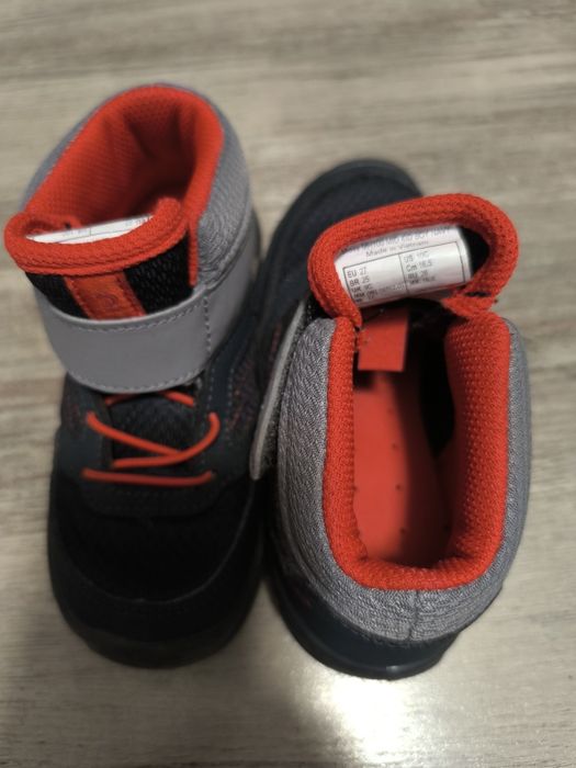 Adidași Nr 27 Decathlon