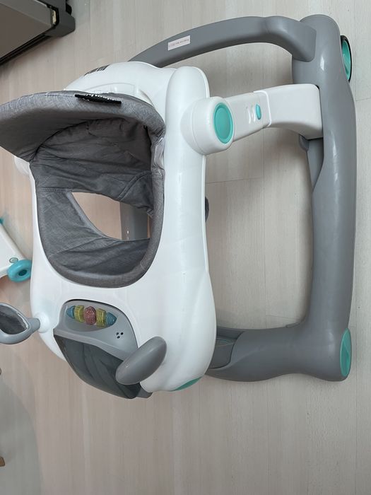 Детската проходилка Chipolino Super Star