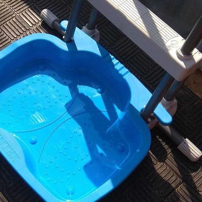 Ванночка под лестницу INTEX из первых рук оригинал