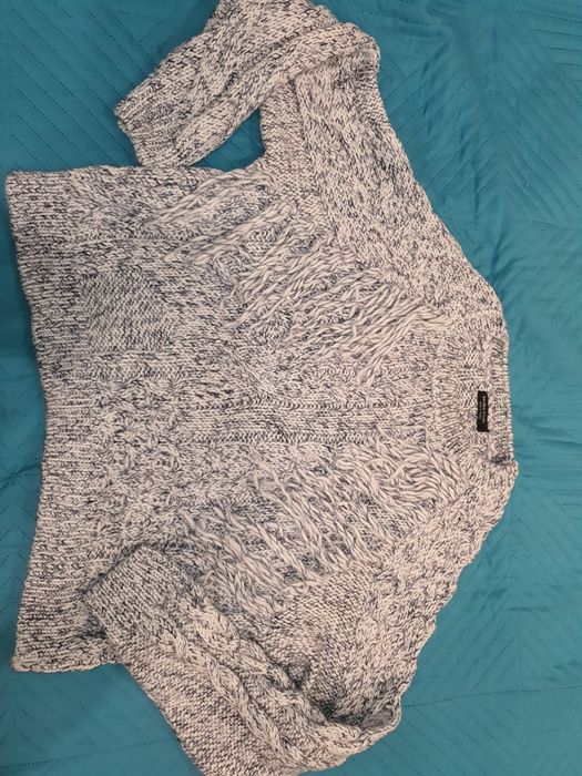 Пуловер Bershka с размер