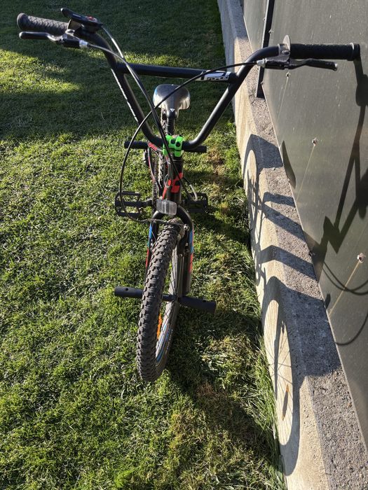 Bicicleta cube custom BMX