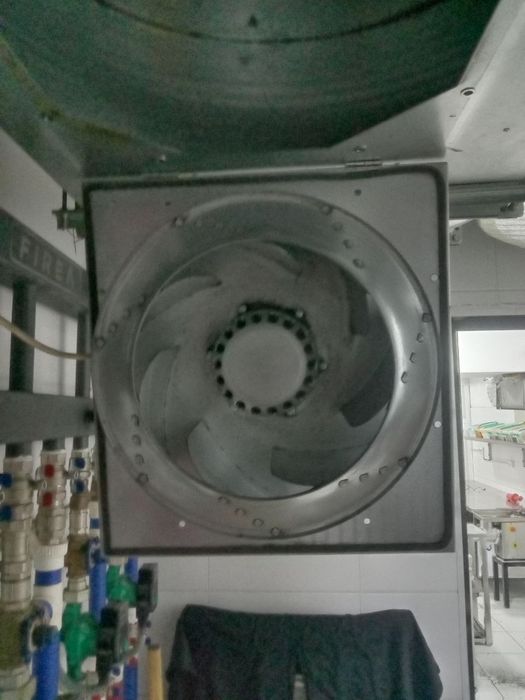 Ventilatsiya tozalash. Chistka zont truba  ornatamiz