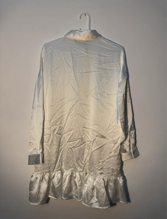 Rochie-camasa satinata pana la genunchi