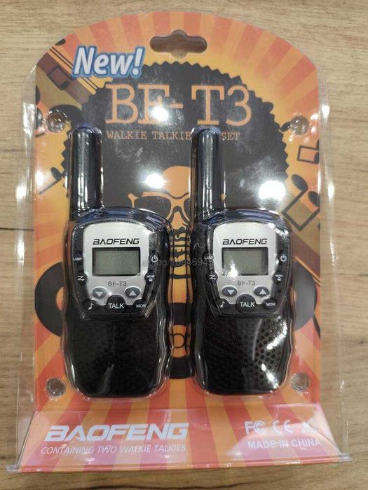 Комплект 2 Броя Детска Радиостанция Уоки-Токи Baofeng Фенер 3км обхват