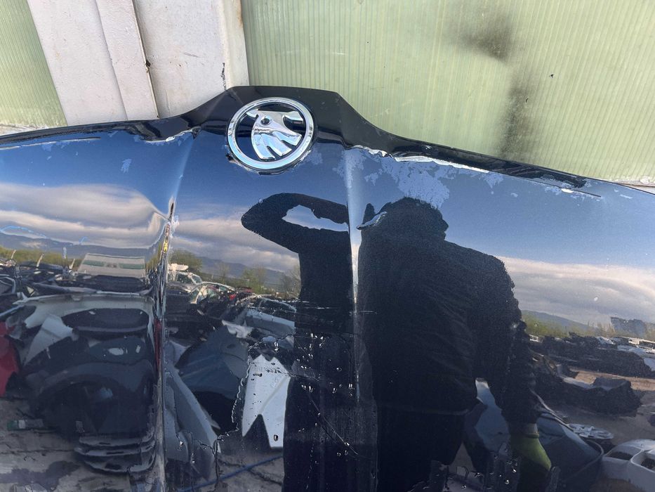 Капак Skoda Superb 16-