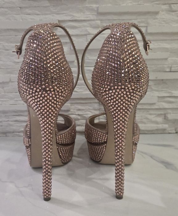 Casadei 37 номер с камъни Swarovski