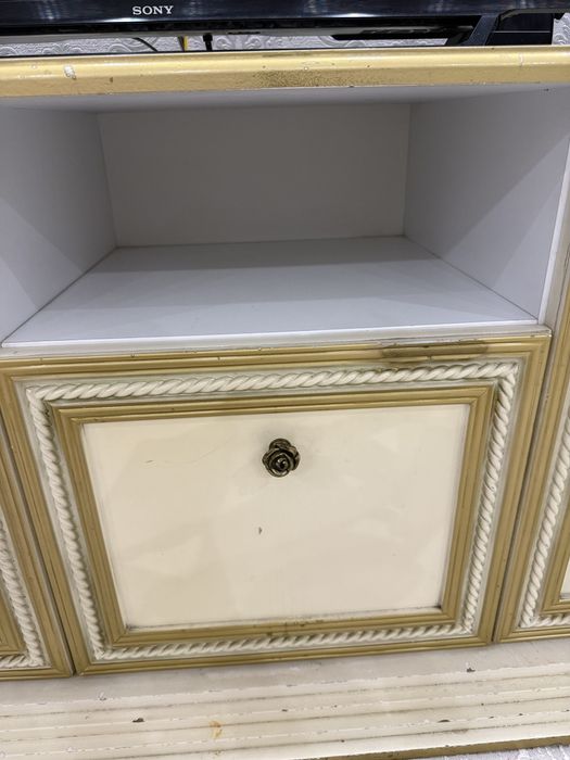 Шкаф под телевизор