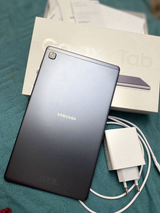 Продаю планшет самсунг