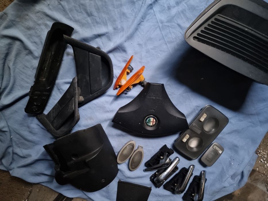 Vand husa pt samsung s21+ nouă si husa protectie centura alfa romeo