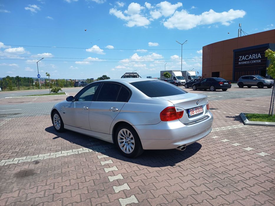 BMW e90 2L benzina cutie automată fac și unele variante