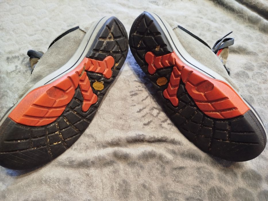 ELTEN-работни обувки с бомбе 42 номер-vibram