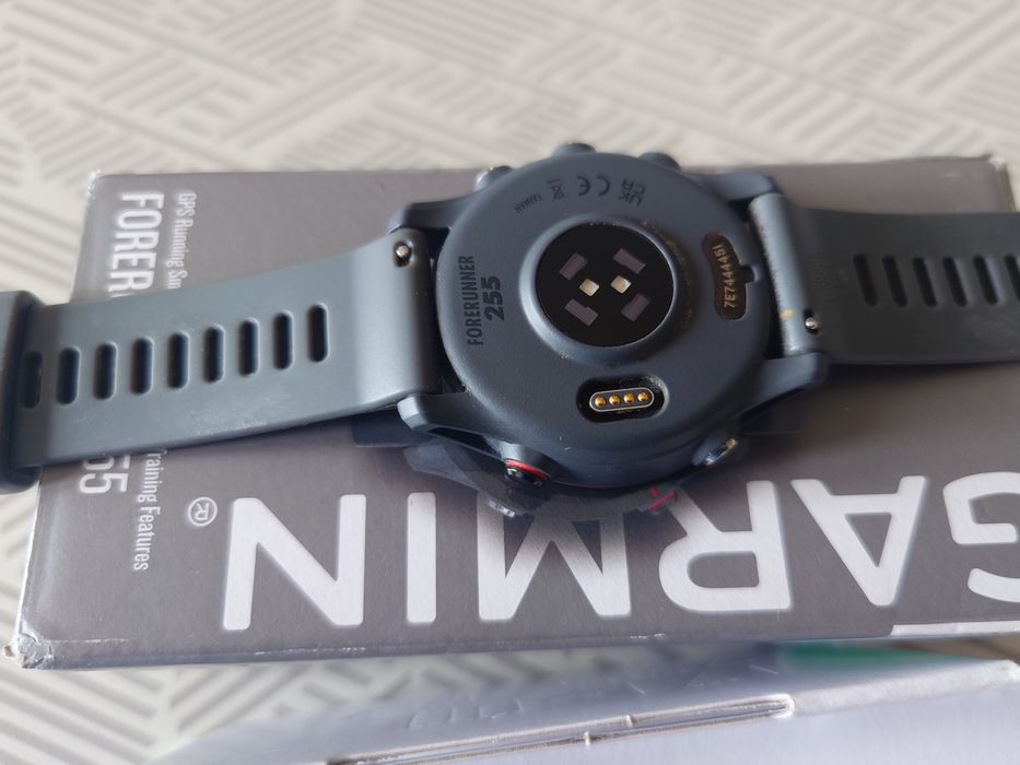 Ceas Garmin Forerunner 255