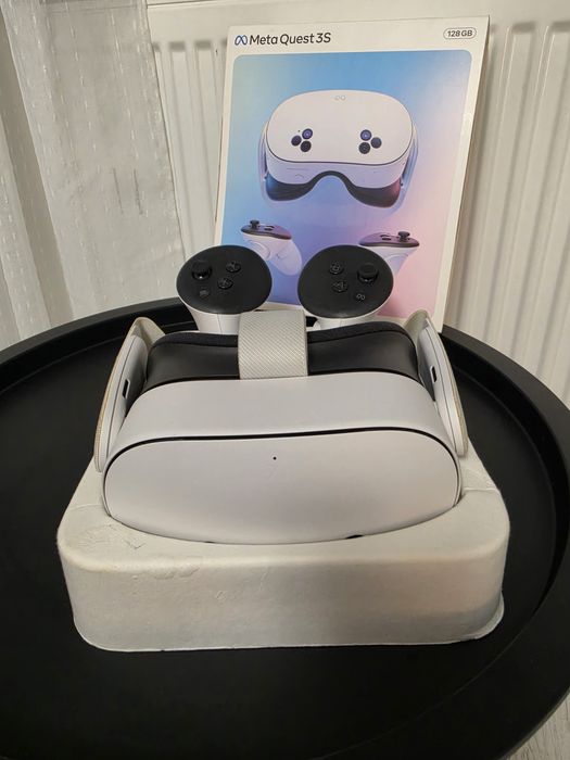 Meta Quest 3S 128GB - Impecabil, Pachet Complet la Cutie / Stare Perfectă
