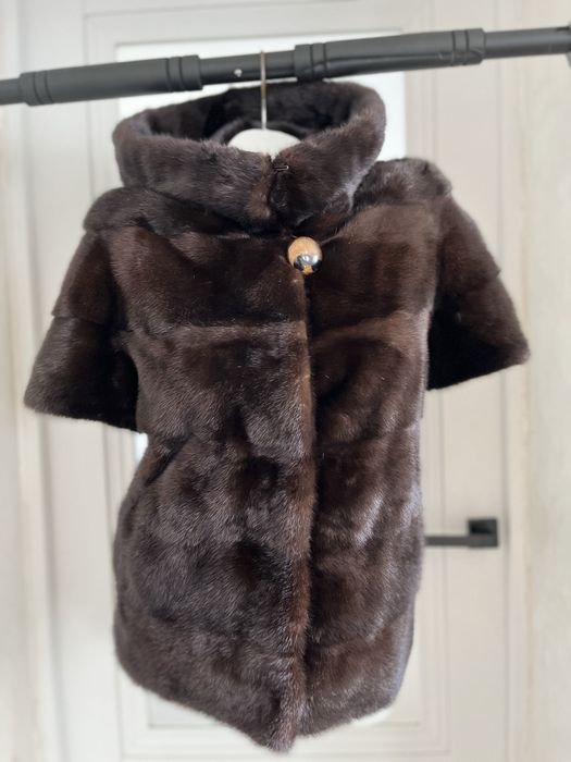 Продам норковую шубу