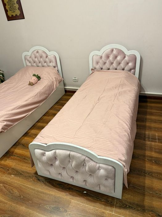 Удобный кроватки