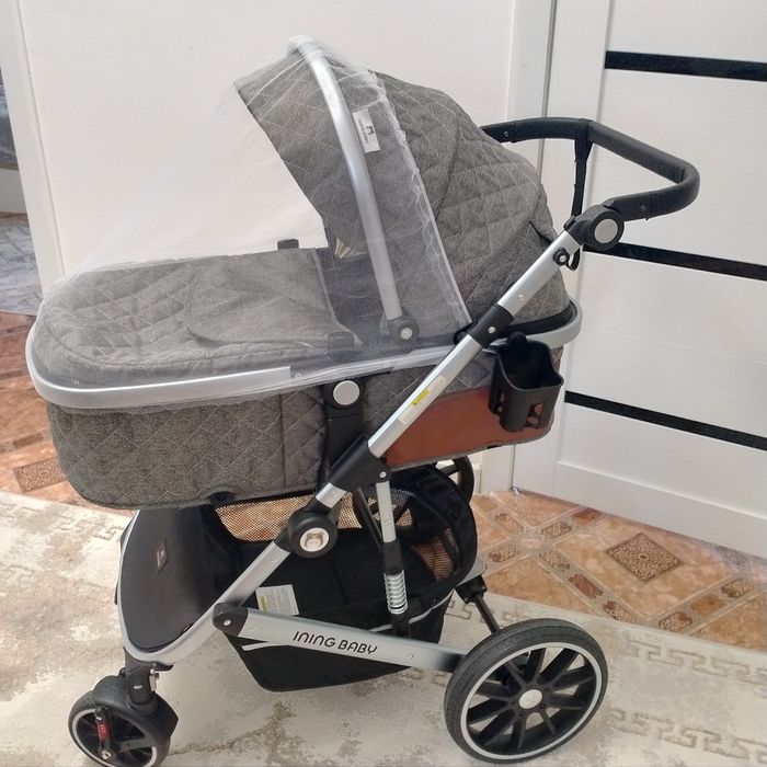 Детская коляска на продажу