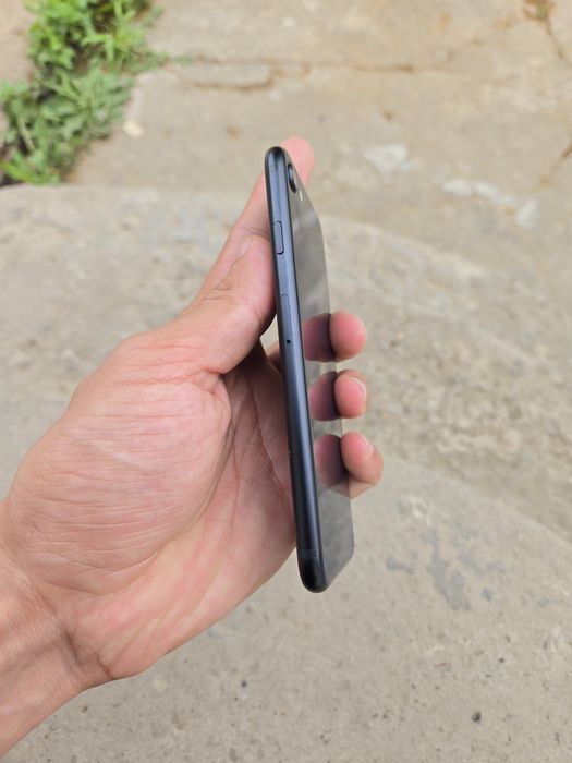 iphone se 3 gen 64gb