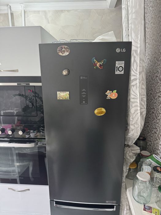 Продам холодильник