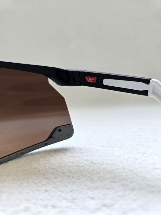 Слънчеви очила Oakley BXTR – Matte Black / Prizm Sapphire