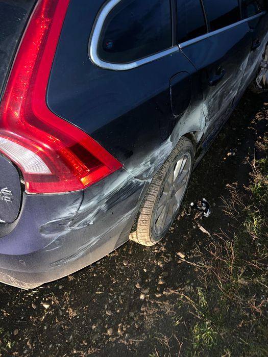 Vând Volvo V60, hybrid, 2.4