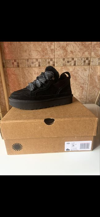 Ugg Lowmel mărimea  38
