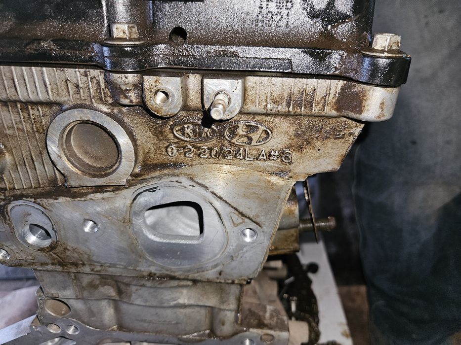 Продам б/у двигатель на Хюндай Сантафе(Santa FE)