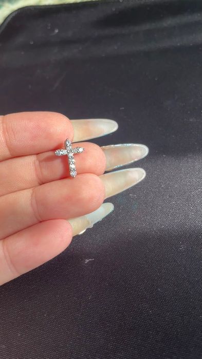 Pandantiv din platina cu diamante naturale de 0,30ct