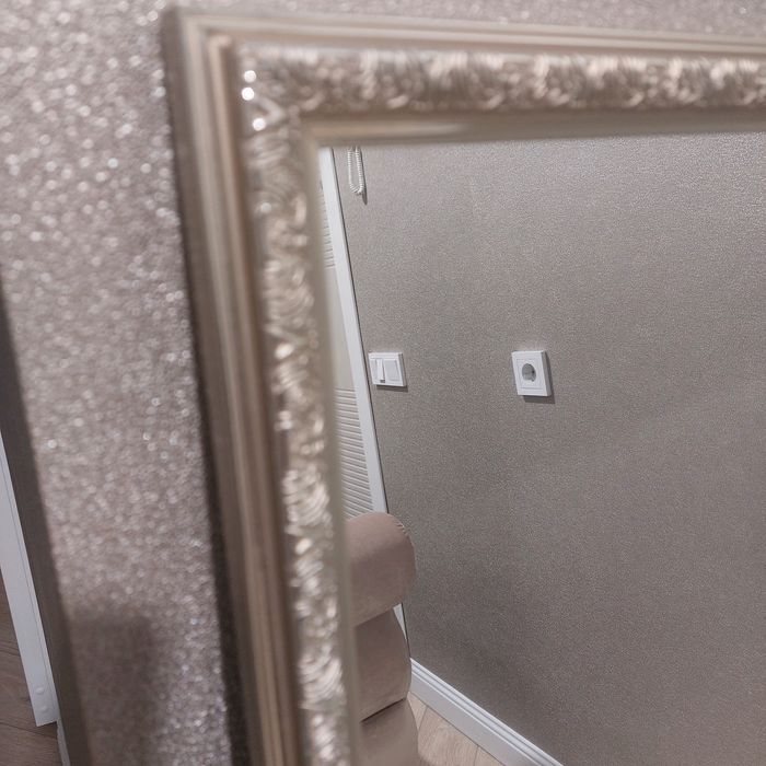 Зеркало настенное