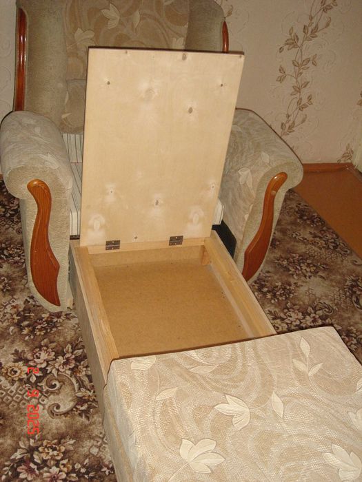 продам диван и два кресла кровати