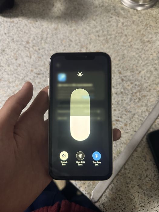 Айфон 11 64гб идеал