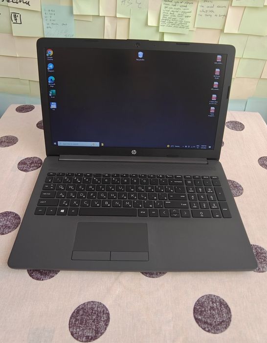 HP 250G7, dokumentlari bor qoshimcha simsiz sichqoncha qoshib beriladi