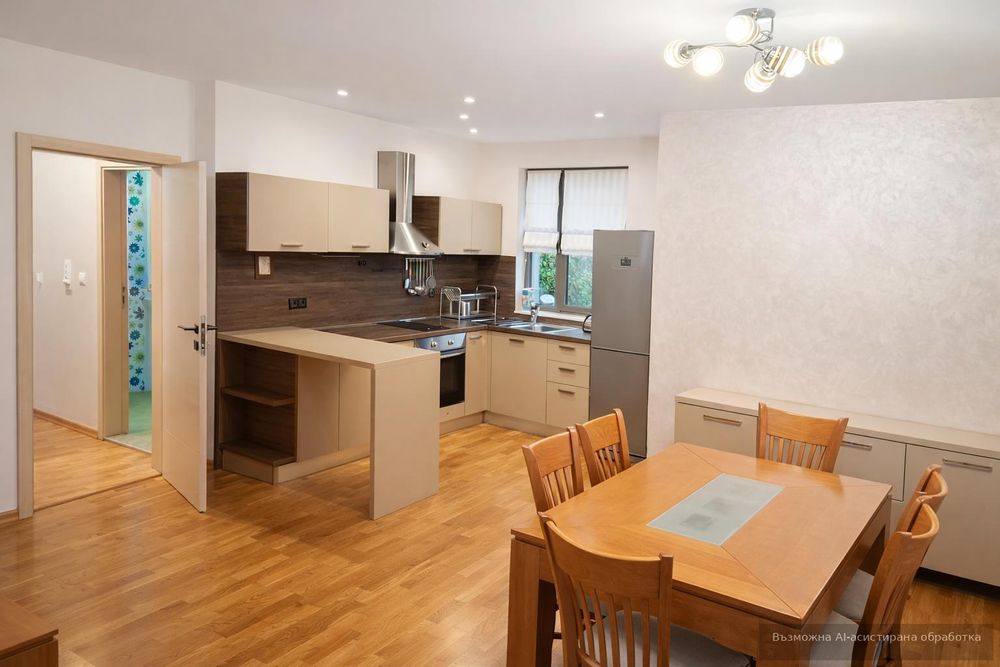 Дава се под наем Тристаен апартамент в Пловдив, Кършияка - 110 кв.м за 747.66 € - Снимка #2