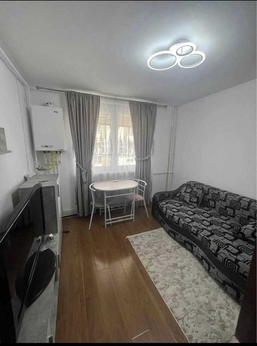 Vând garsonieră mobilată si utilată zona Dărmănești