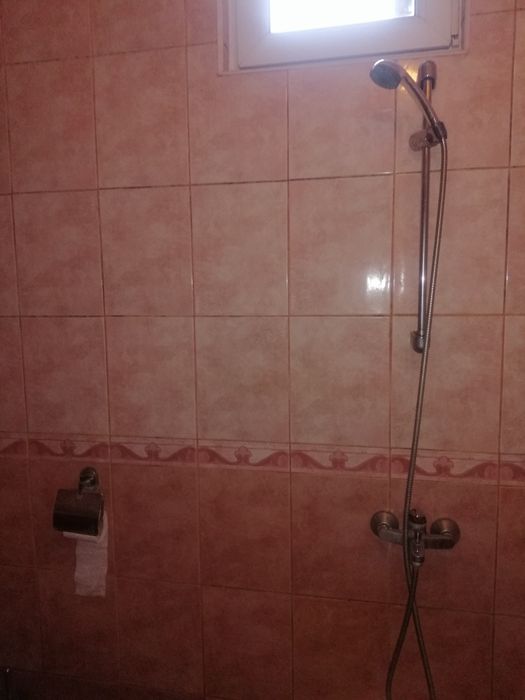 Дава се под наем  в Шумен, Математическа гимназия - 16 кв.м за 71.4 € - Снимка #4