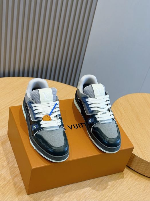 Adidasi Louis Vuitton , calitate premium , pe comanda , noi , 43