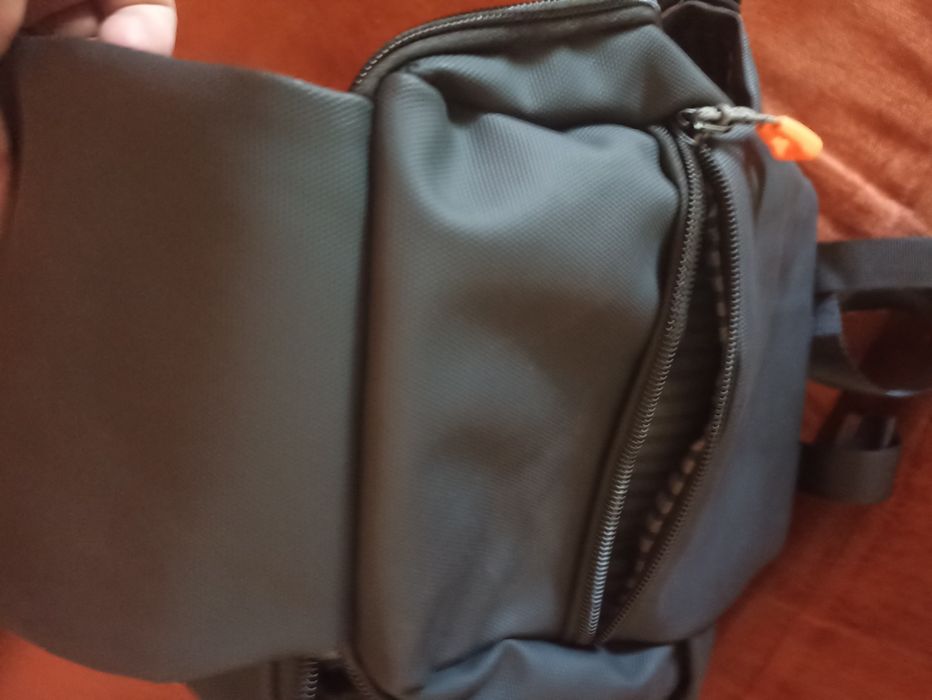 Раница за през рамо - водоустойчива