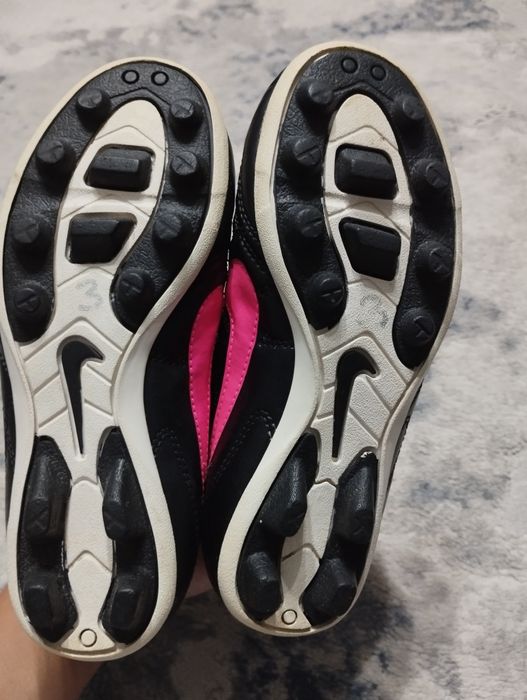 Бутсы для девочки