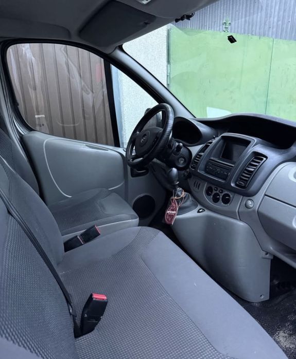 Opel Vivaro 2011