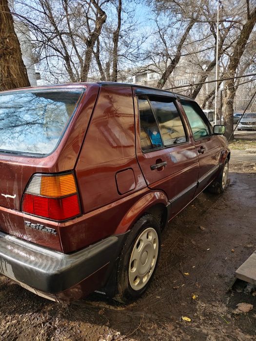 Продам Volkswagen Golf 2, 1990 г.
