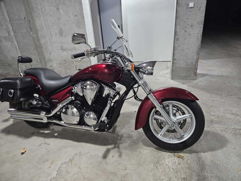 Motoyard vinde Honda Stateline 1300 ABS