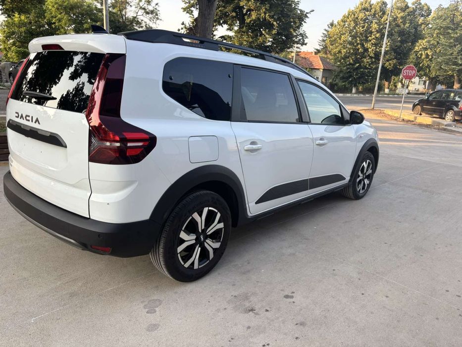 Dacia jogger 1.6 Hibrid 2024