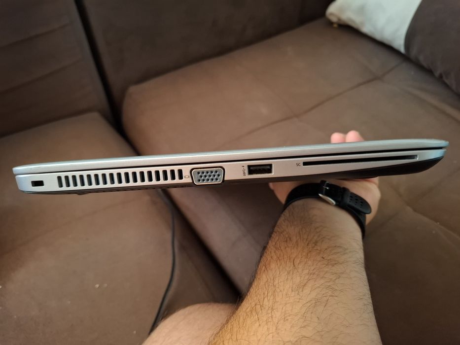 HP EliteBook 14"    16GB.  256 SSD